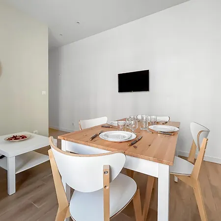 Lumineux T2 à Grenoble, Calme Et Confortable *